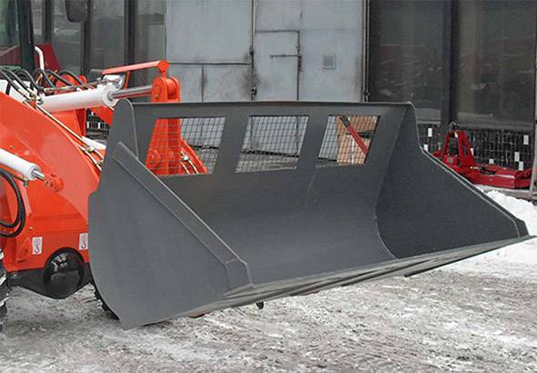 Увеличенный ковш для снега к машинам МДСУ 1500, МДСУ 2000